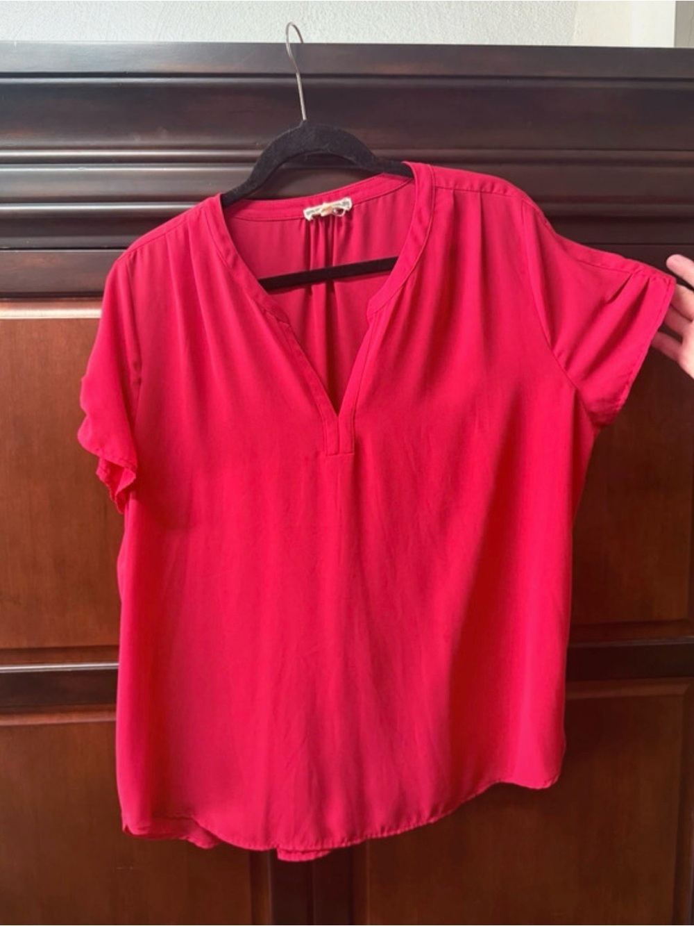 Pleione Women’s Split-Neck Short Sleeve Red Blouse — size XL